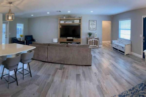 3 bedroom 2 bath with hot tub, game room and boat slip